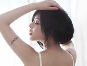 女人10个部位吸引他的眼球