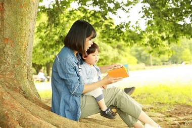 家庭教育的三个关键：陪伴，阅读和习惯